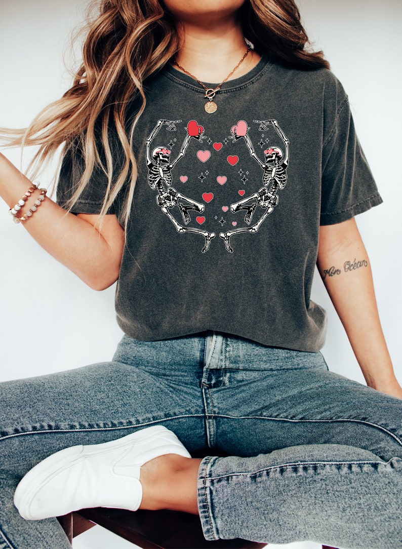 Skeleton Love T-Shirt