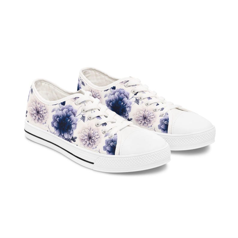 Colorful Women's Low Top Sneaker Floral Travel Sneakers