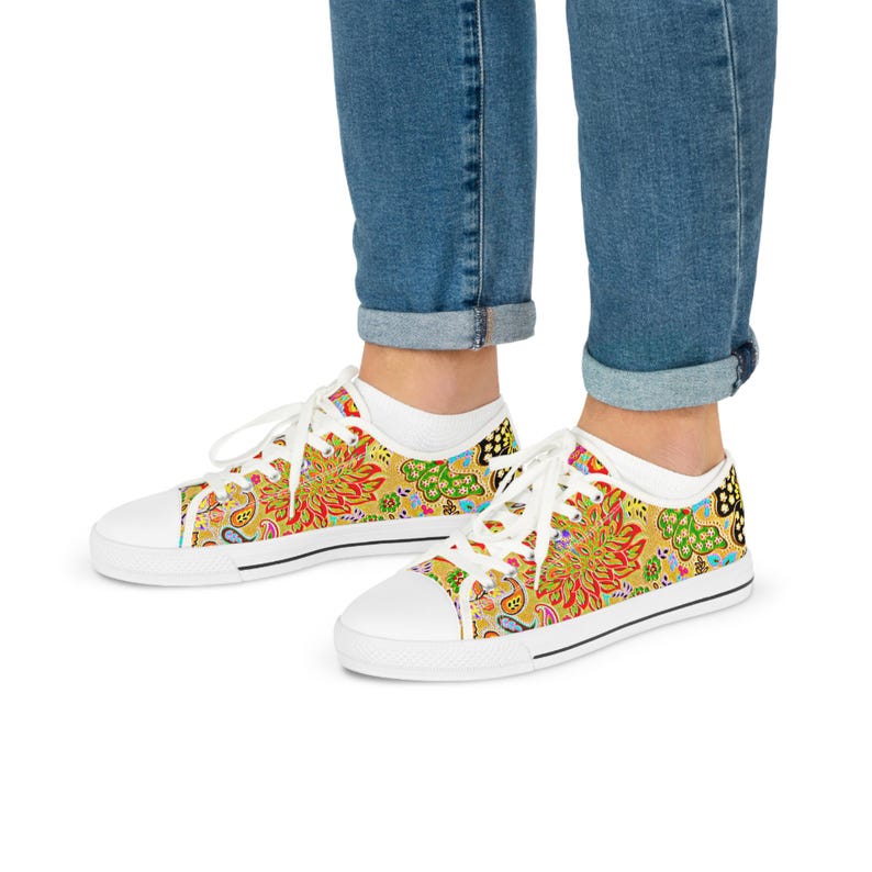 Colorful Women's Low Top Sneaker Boho Style