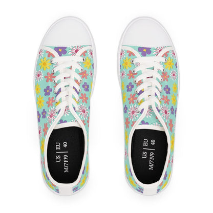 Women's Low Top Sneaker Floral Daisies Sneakers