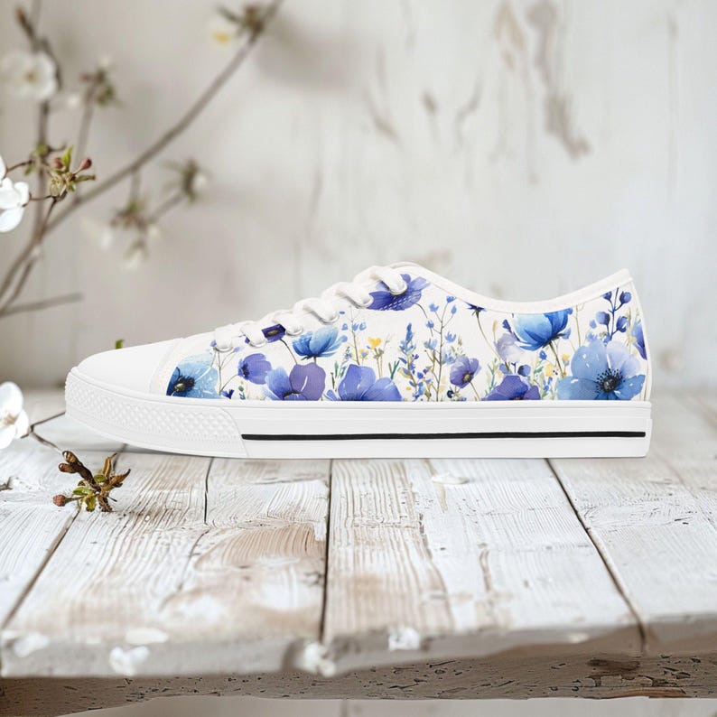 Colorful Women's Low Top Sneaker