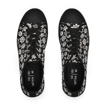 Colorful Women's Low Top Sneaker Noir Garden Sneaker