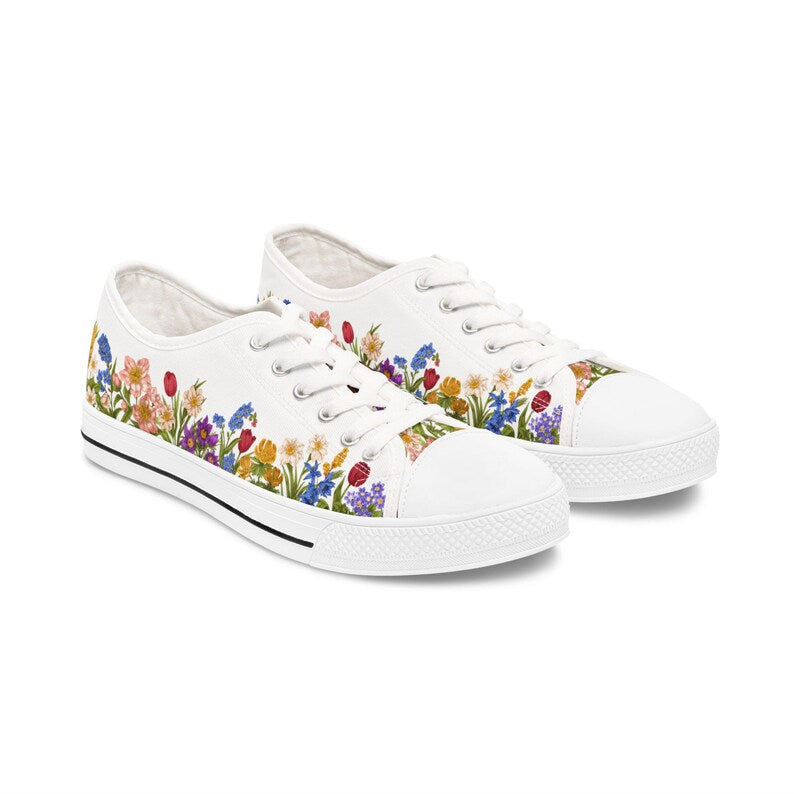 Colorful Women's Low Top Sneaker Wildflower Style